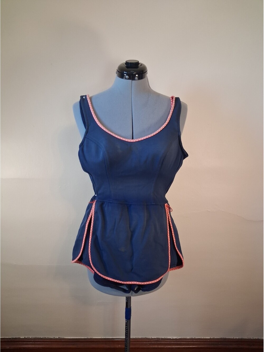 vintage 60s swimsuit, JANTZEN sz 10 Navy Pink Skirted Bathing Suit Wounded Bird